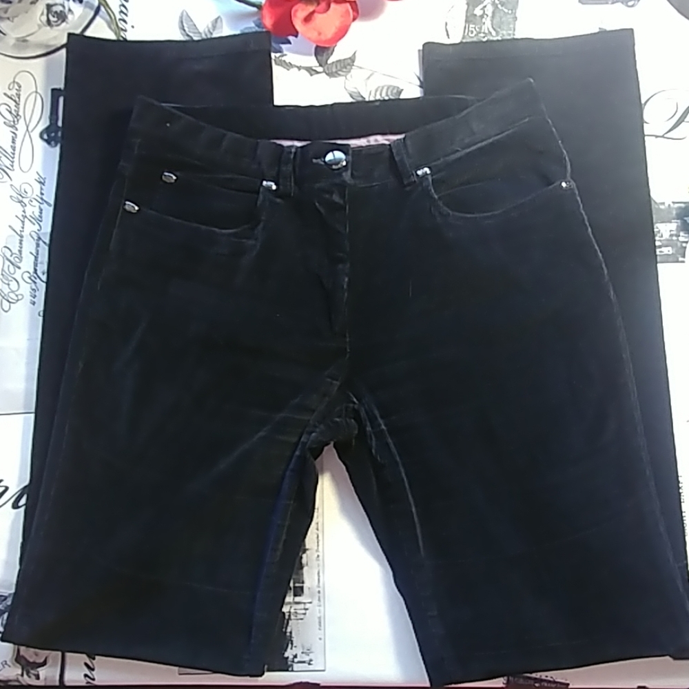 Paul & Shark pant in fine blu corduroy.